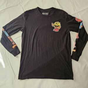Pac-Man Ghost Graphic Long Sleeve T-Shirt Size M